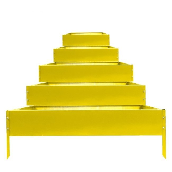Клумба "Каскад" (5 ярусов) в Красноярске Клумба "Каскад" (5 ярусов) в Красноярске